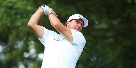 Phil Mickelson Looks Lean on the Beach After 15 .